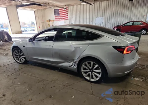2018 Tesla Model 3 from USA, damaged, VIN 5YJ3E1EB4JF087614